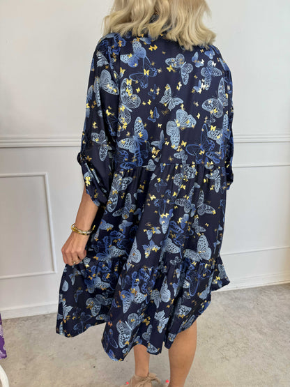 Milano Butterfly Midi - Elastisk kjole med sødt sommerfugleprint og A-facon